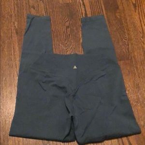 High waisted workout leggings